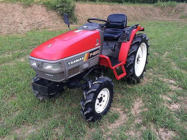 ヤンマー 中古トラクター F-200 新品ウッドチッパーMKW-100付